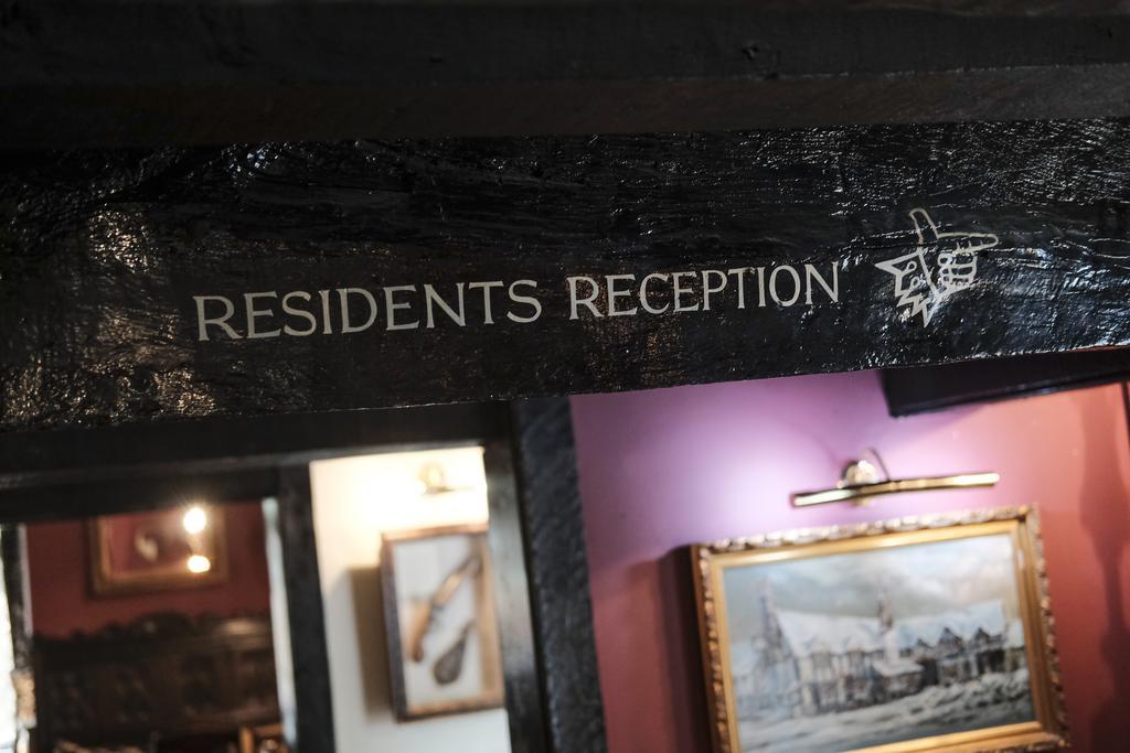 Bull Inn Ридинг Экстерьер фото